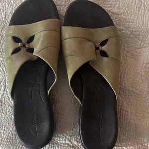 Clarks Women's Olive and Black Mules